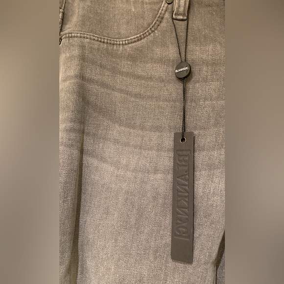 Blank NYC - Women's Spray-On Jeans (grey-size 28) - Picture 2 of 6